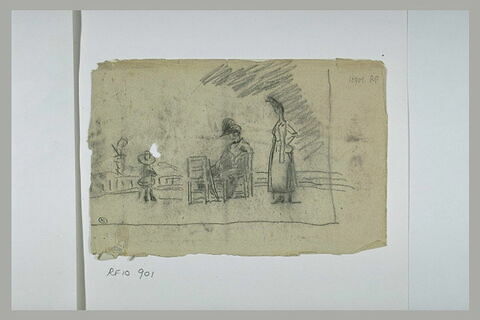 Femme assise dans un jardin avec un enfant et une femme debout, image 1/1