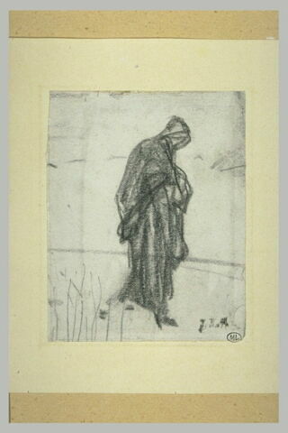 Figure drapée, debout , se dirigeant vers la droite, image 1/1