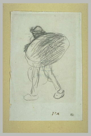 Homme marchant portant une corbeille, image 1/1
