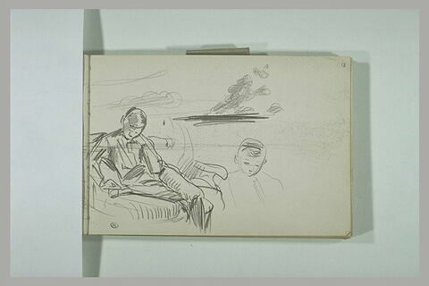 Jeune homme assis dans un fauteuil et visage de trois quarts, image 3/4