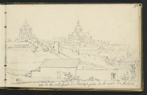 Vue de la ville haute de Provins, prise de la route de Paris