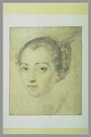 Portrait de jeune dame, image 2/2