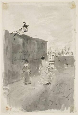 Deux femmes, vues de dos, près d'un mur, se dirigeant vers le port