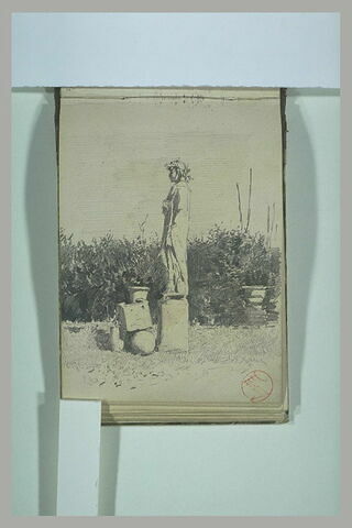 Statue dans un jardin, image 1/1