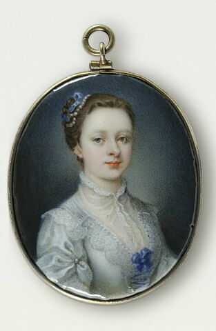 Portrait de jeune femme, image 3/3