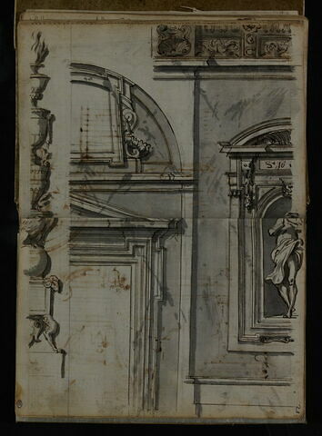 Partie droite de candélabre, revers de la façade de la basilique Santi Ambrogio e Carlo al Corso à Rome, image 2/3