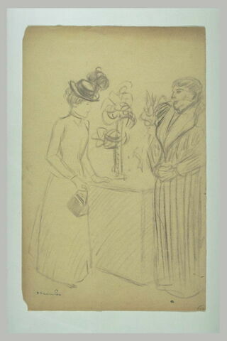 Chez la modiste : femme debout, la main gauche posée sur une table, image 1/1