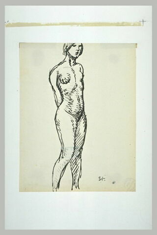 Femme nue, debout, mains derrière le dos, image 1/1