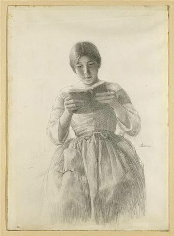 Jeune femme lisant, assise, vue de face, image 1/2