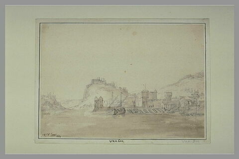 Vue d'une ville fortifiée, avec son port,  au bord de la mer