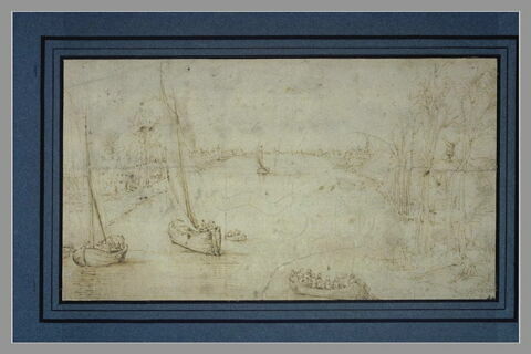 Barques sur une large rivière bordée d'arbres, de maisons et de figures, image 2/2