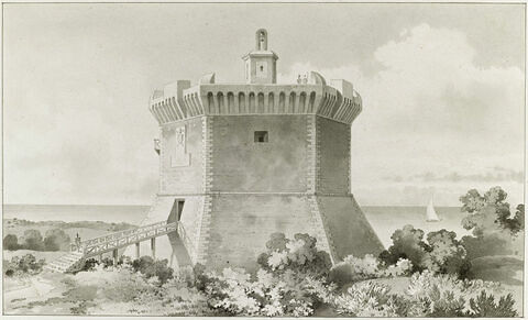 Vue d'un fort octogone au bord de la mer, image 1/2