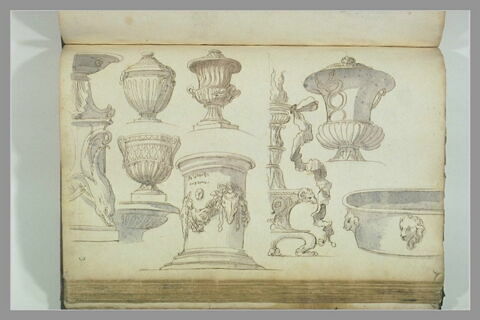 Etudes de motifs décoratifs : vases, cuve, autel et candélabres, image 2/2