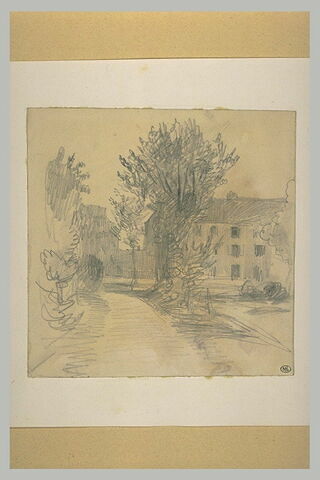 Chemin bordé d'arbres menant à une grande maison, image 2/2