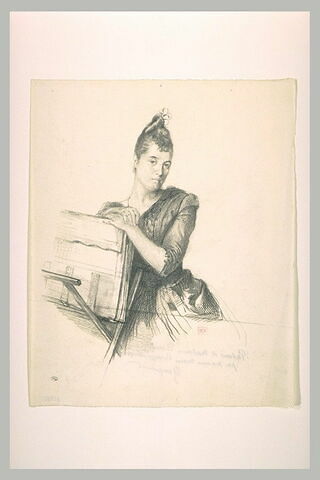 Madame Beraldi, assise, de face, appuyée sur un carton à dessin, image 2/2