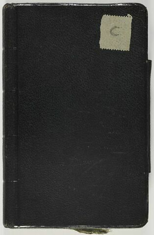 Personnage assis, image 4/5