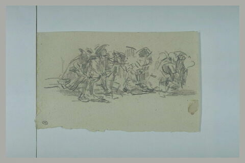 Groupe d'homme, assis sur le sol, image 1/1