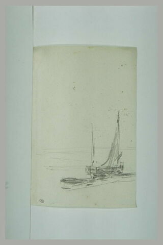 Barque de pêche échouée, image 1/1