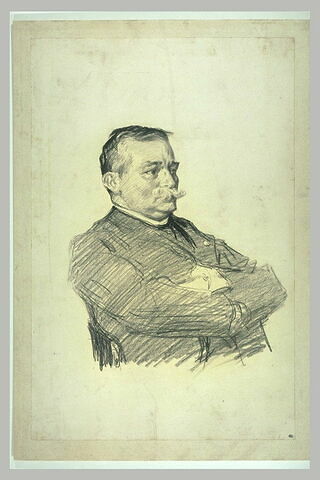 Portrait d'un homme assis, croisant les bras, image 1/1