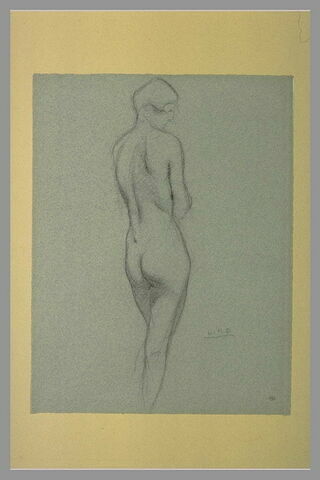 Femme debout, nue, vue de dos, un peu tournée à droite