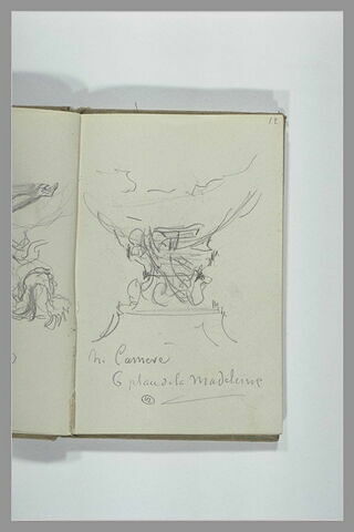 Socle sculpté, image 2/2