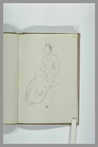 Femme assise, image 2/2