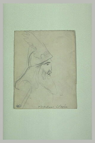 Tête d'homme barbu, coiffé d'un casque ailé, de profil à droite, image 1/1