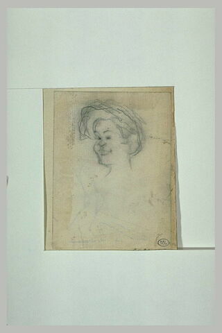 Tête de femme, bouche entr'ouverte, coiffé d'un chapeau de trois quarts, image 1/1