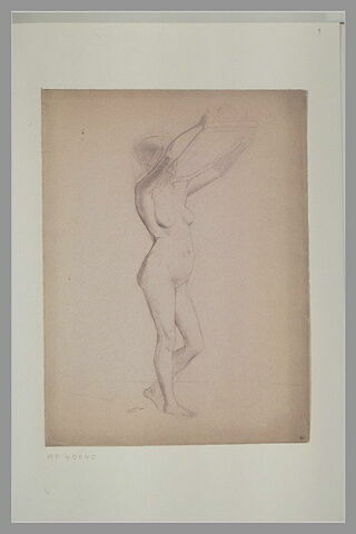 Femme nue, debout, élevant un plat vers la droite, image 1/1