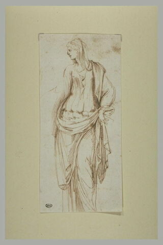 Femme debout, drapée, le corps vu de face et la figure de profil, image 2/2