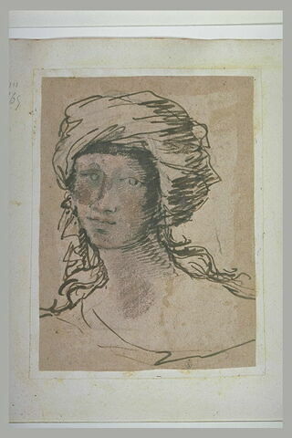Une tête de femme coiffée d'un turban