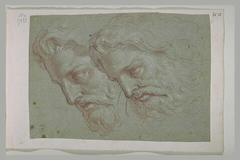 Deux têtes d'homme barbu, de profil, penchées en avant, image 2/2