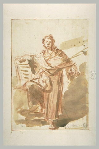 Femme drapée tenant un livre d'une main, un genoux plié, image 2/2