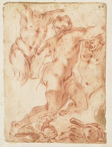 Un homme nu, vu de dos, s'élançant, deux demi-figures nues, des armes