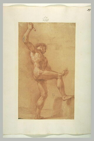 Homme nu, debout, tourné vers la droite, jambe droite sur un degré, image 1/1