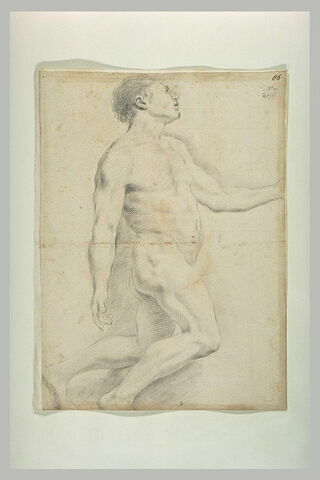 Homme nu, à genoux, avançant le bras gauche, tourné vers la droite, image 1/1