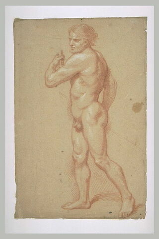 Homme nu, debout, de profil à gauche, image 1/1