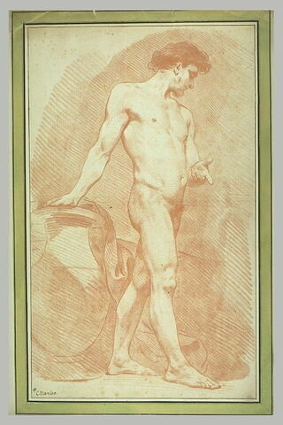 Homme debout, de profil, tourné vers la droite, image 1/1