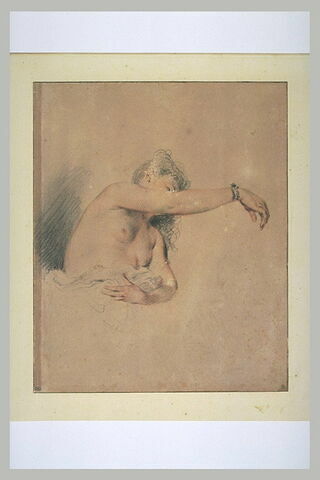 Jeune femme nue, vue à mi-corps, étendant le bras gauche vers la droite, image 1/1