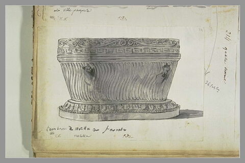 Le tombeau de Caecilia Metella au Palais Farnèse, image 2/2