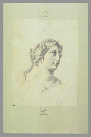 Tête de femme, d'après l'antique, chevelure nattée, de profil, image 2/2