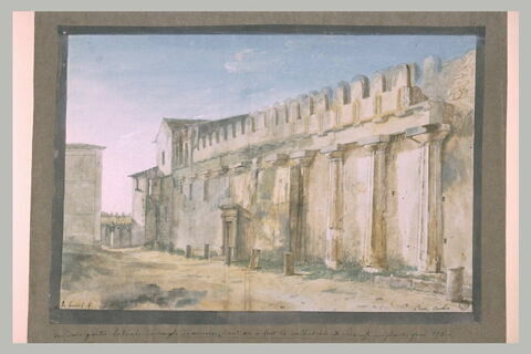 Partie latérale du temple de Minerve à Syracuse, transformé en cathédrale, image 2/2