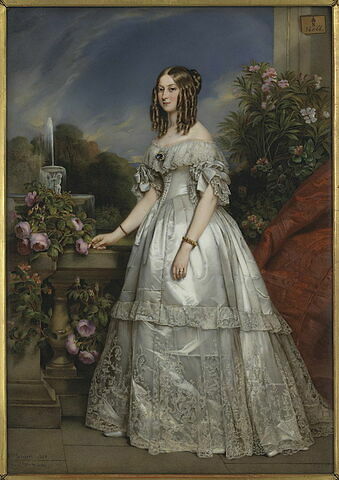 Portrait en pied de la duchesse de Nemours, dans un jardin