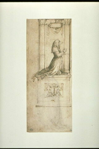 Femme agenouillée entre deux colonnes : étude pour un autel, image 2/2