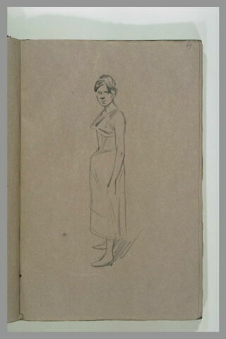 Jeune fille tournée vers la gauche, image 1/1