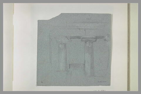Temple antique à colonnes doriques, image 1/1