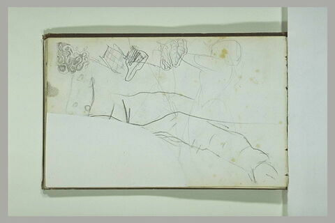 Manche, figure tournée vers la gauche et motifs décoratifs, image 1/1