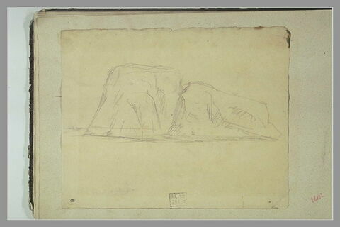 Rochers dans la mer, image 1/1