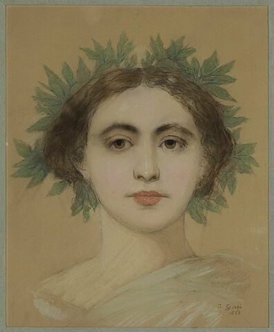 Portrait de femme, visage de face, cheveux bruns roux, ornés d'une couronne