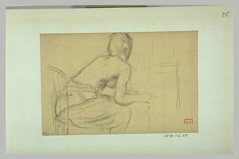Femme à demi nue, assise sur une chaise, de trois quart à droite, image 1/1